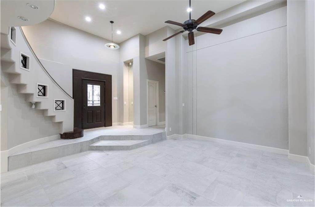 3311 Conway - Photo 1