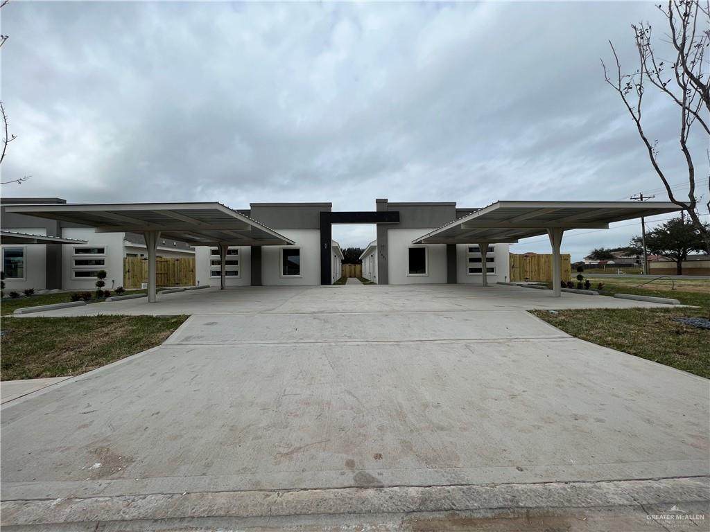 1601 Angelina - Photo 1