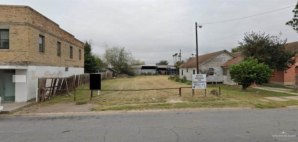 710 17th - Photo 1