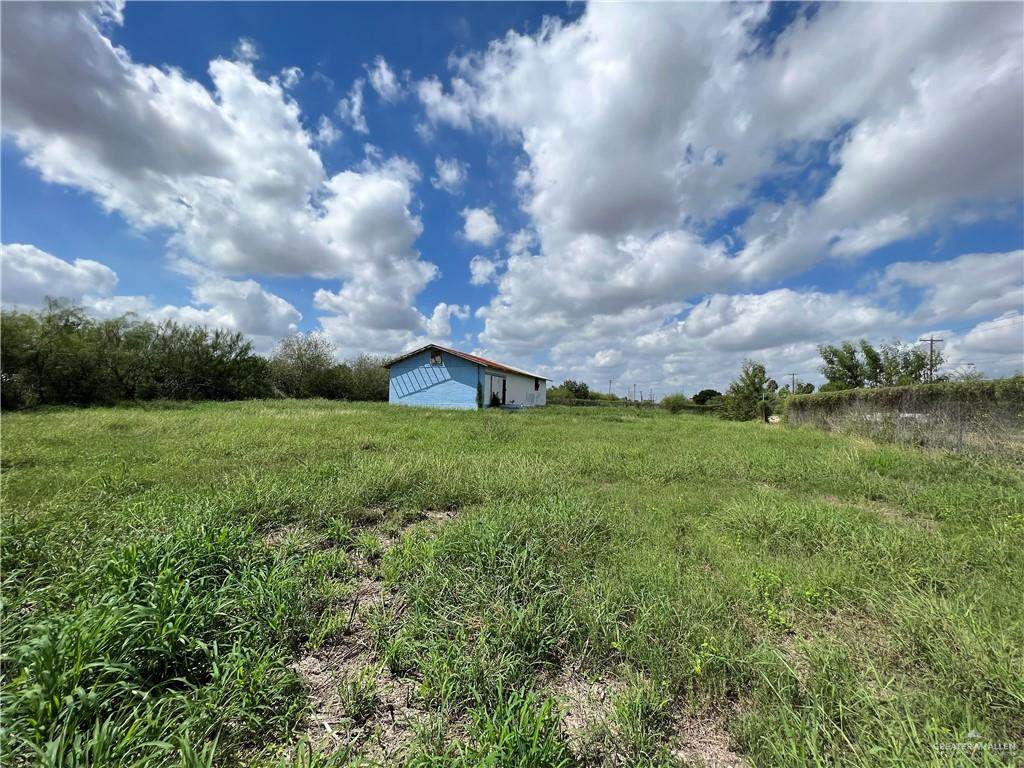 618 Commerce - Photo 1