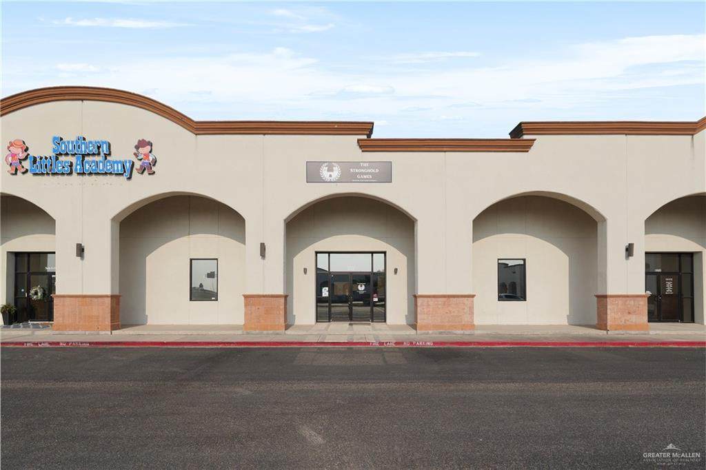 702 Expressway 83 - Photo 1