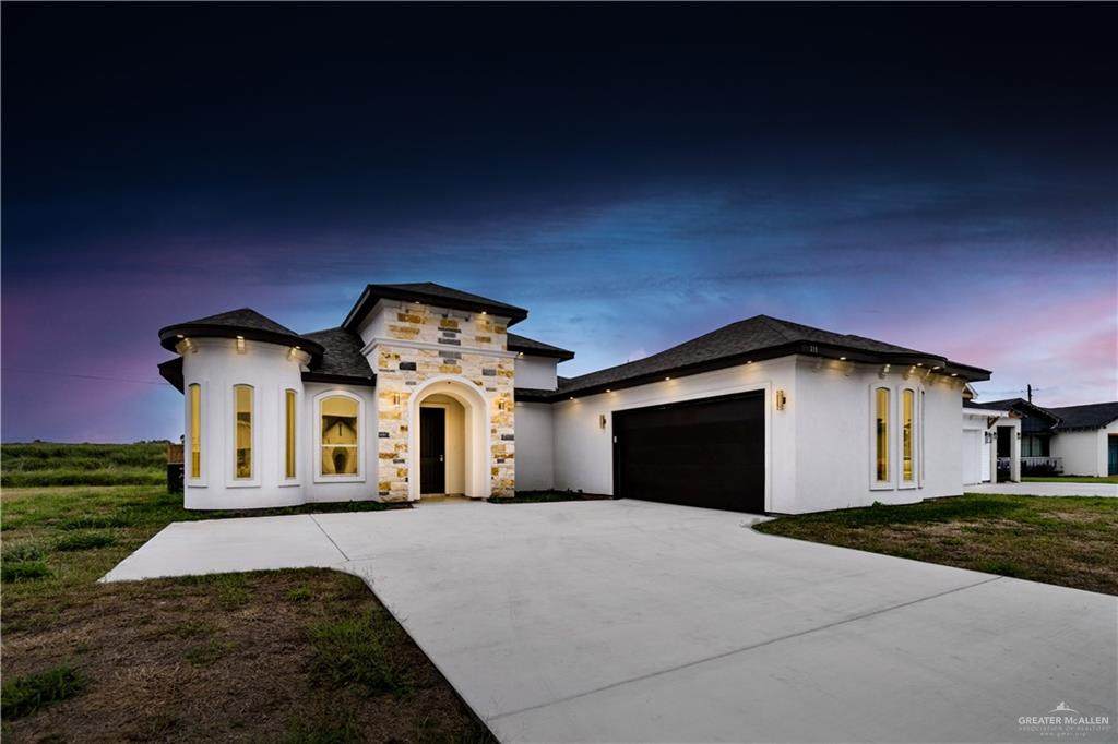 319 Brooks - Photo 1