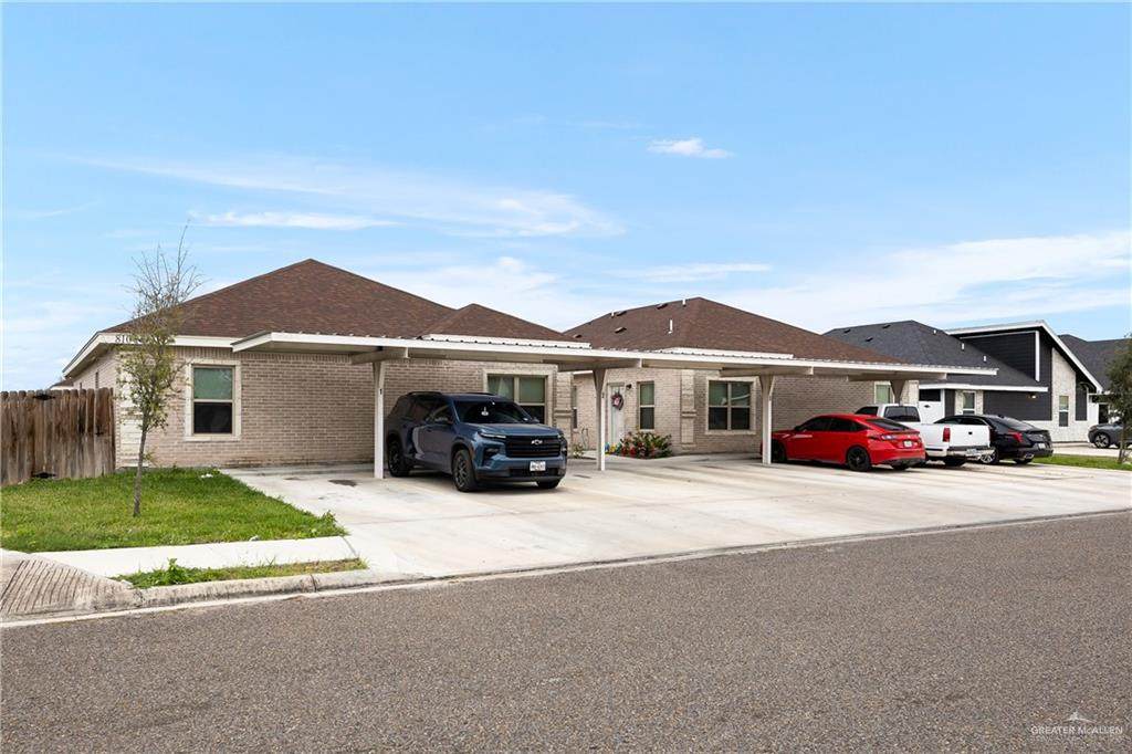 810 Missouri - Photo 1