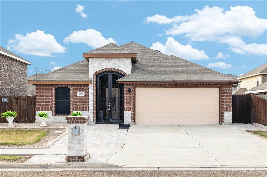 2507 Singletary - Photo 1