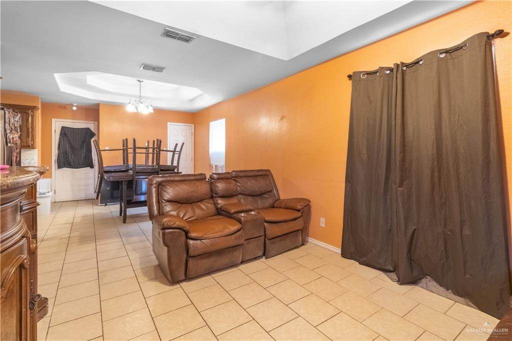 https://bt-photos.global.ssl.fastly.net/mcallen/orig_boomver_1_461778-2.jpg