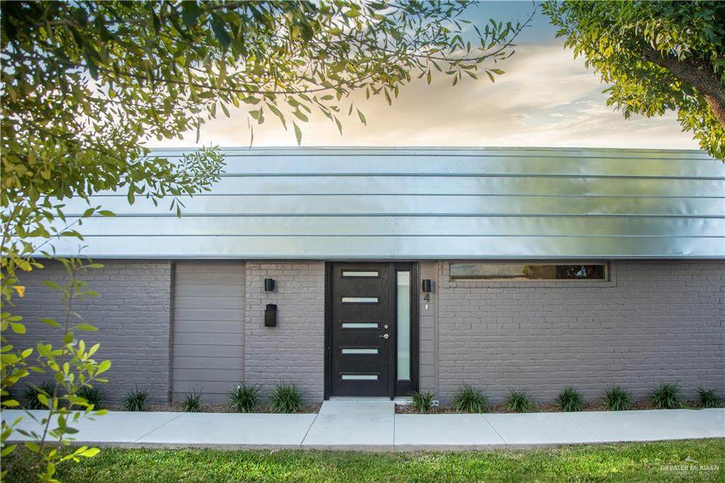 1407 Nolana - Photo 1