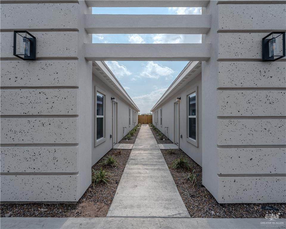 https://bt-photos.global.ssl.fastly.net/mcallen/orig_boomver_1_466793-2.jpg