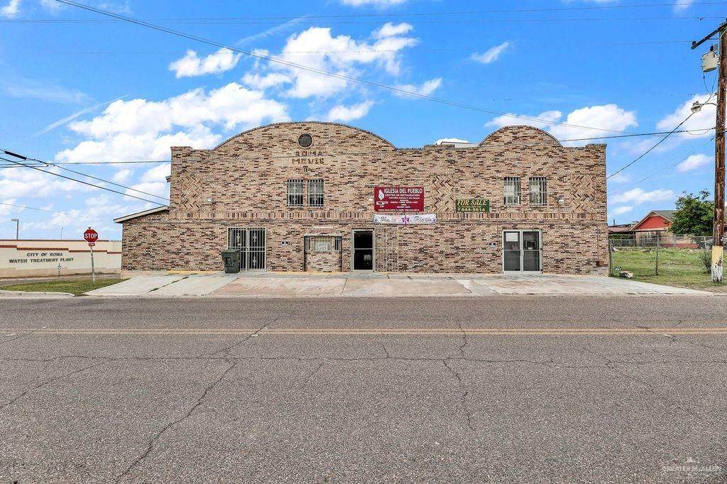 108 Lincoln - Photo 1