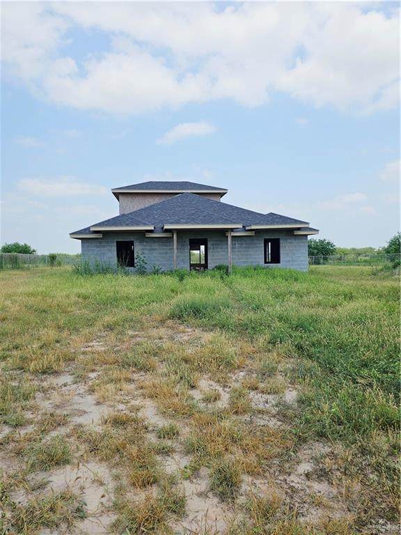 22762 Norene - Photo 1