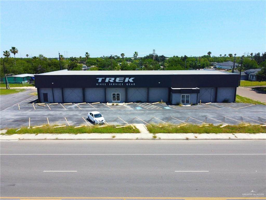 1502 77 Sunshine Strip - Photo 1