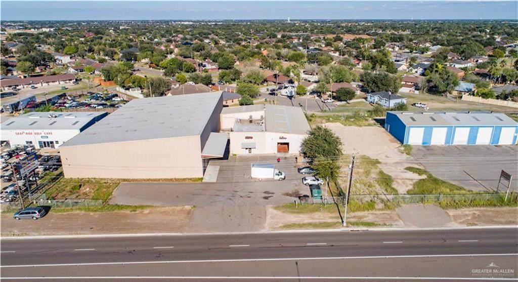 2504/2506 Expressway 83 - Photo 1