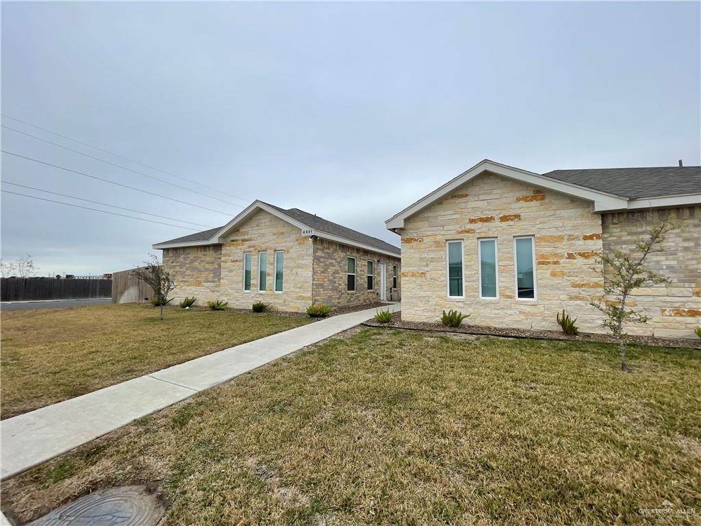 4901 Hiawatha - Photo 1