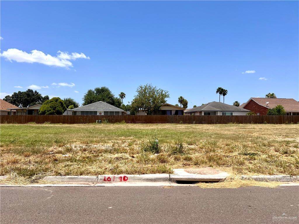 706 La Laguna - Photo 1