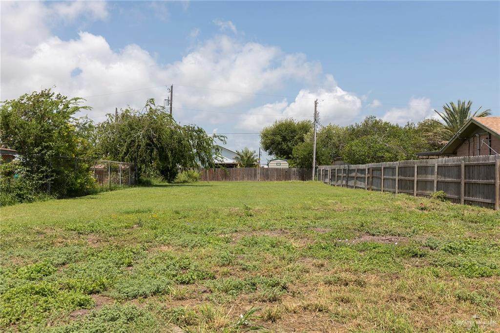 207 Mesquite - Photo 1