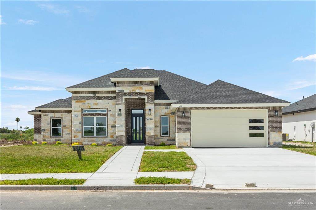 1305 Fairway - Photo 1