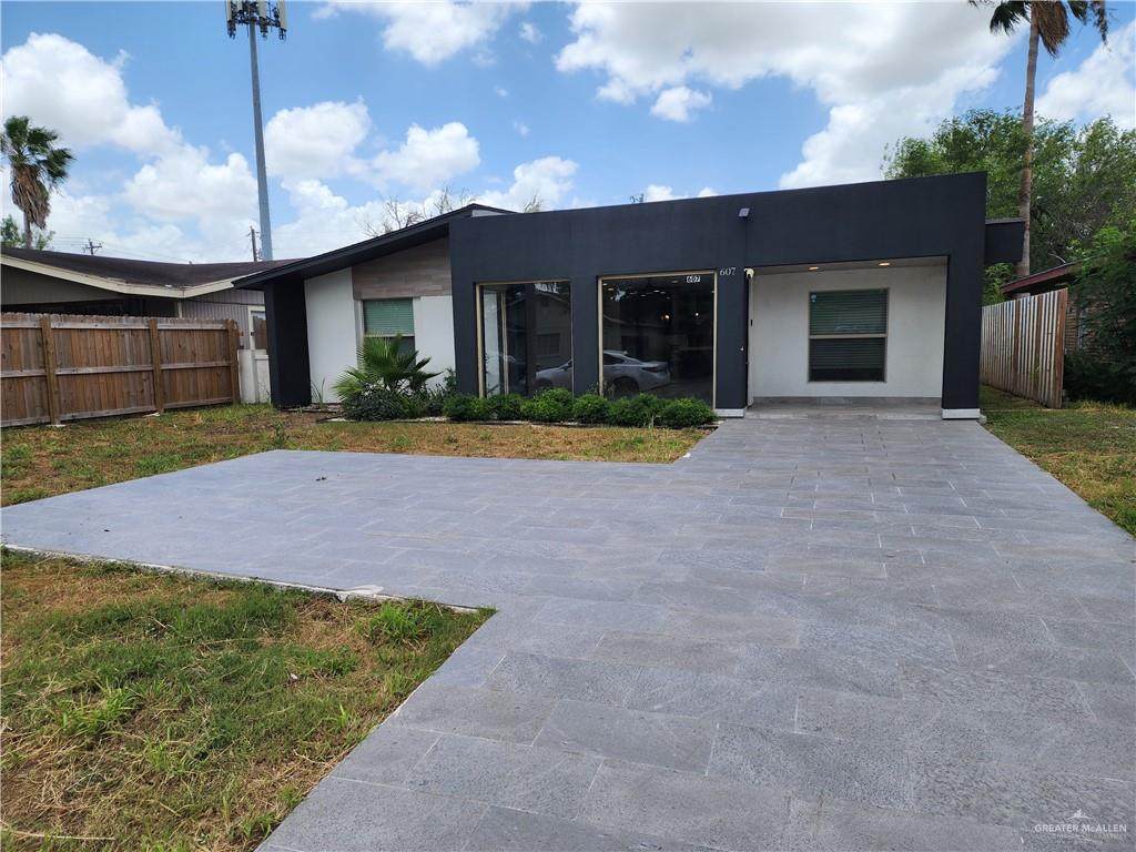 607 Padre - Photo 1