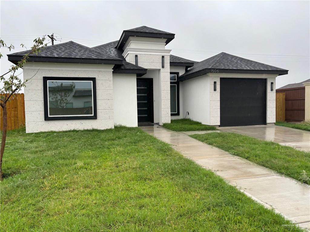 1506 Las Palmas - Photo 1