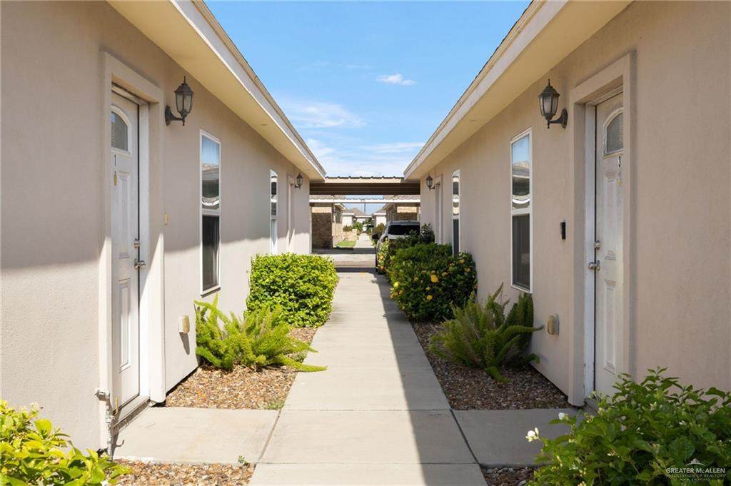 https://bt-photos.global.ssl.fastly.net/mcallen/orig_boomver_1_474634-2.jpg