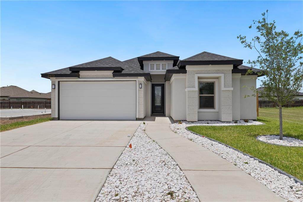 2613 Comal - Photo 1