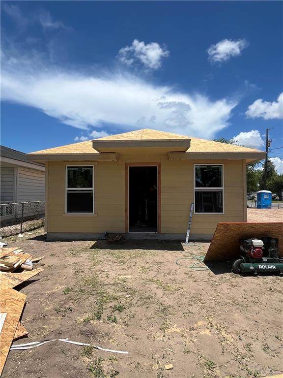 511 Huisache - Photo 1