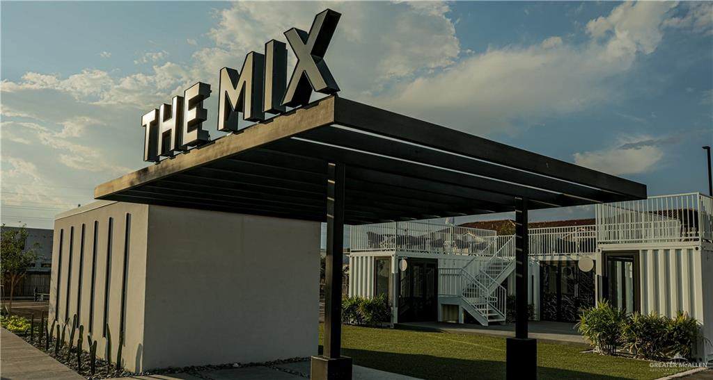 2509 Colorado - Photo 1