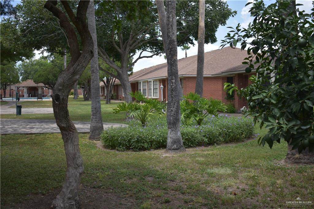 301 La Vista - Photo 1