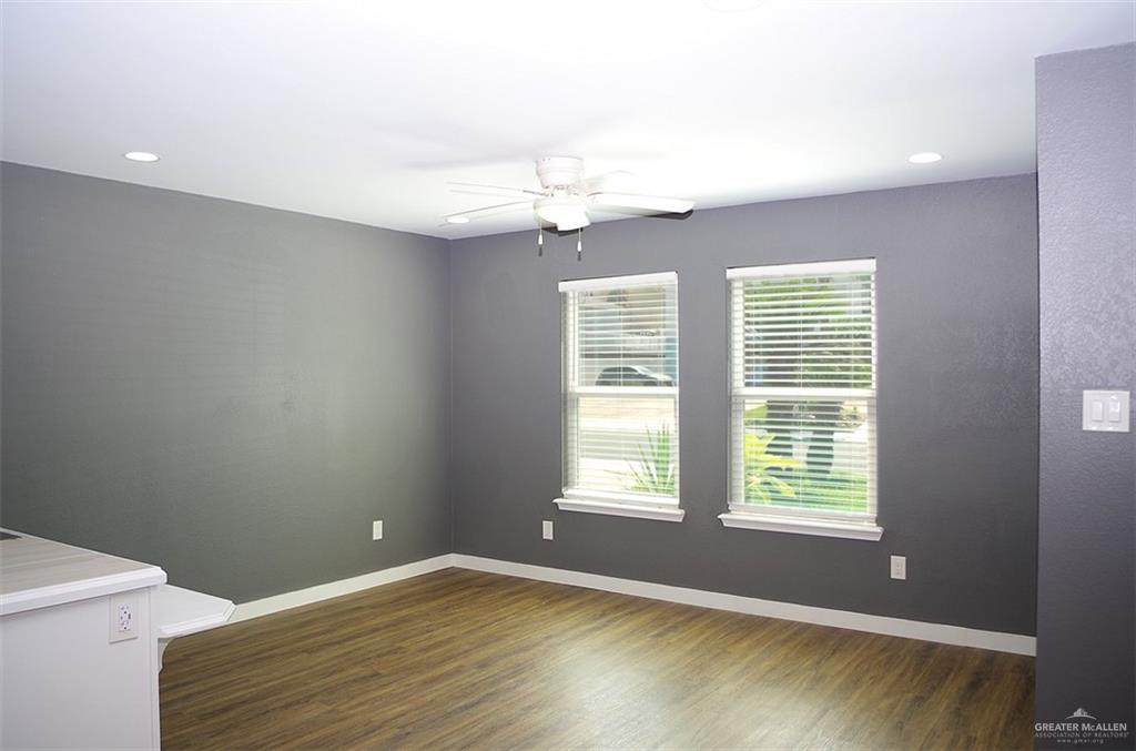 https://bt-photos.global.ssl.fastly.net/mcallen/orig_boomver_1_480425-2.jpg