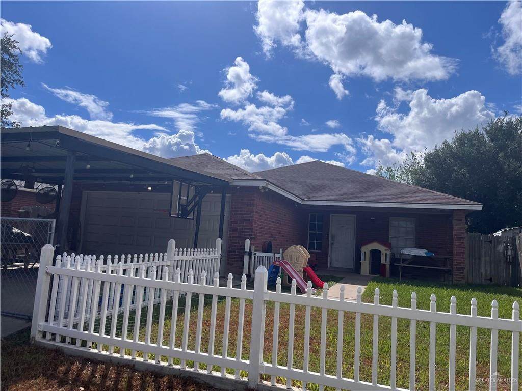 341 Roundup - Photo 1