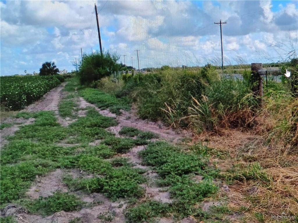 1 mile Fm 1761 - Photo 1