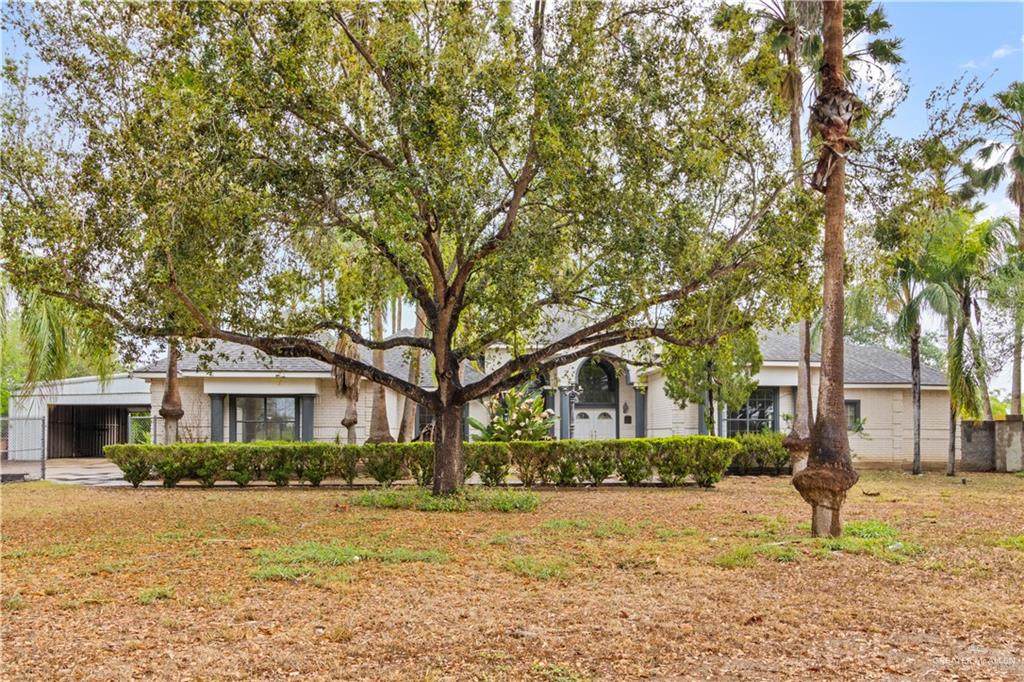 2107 Victoria - Photo 1