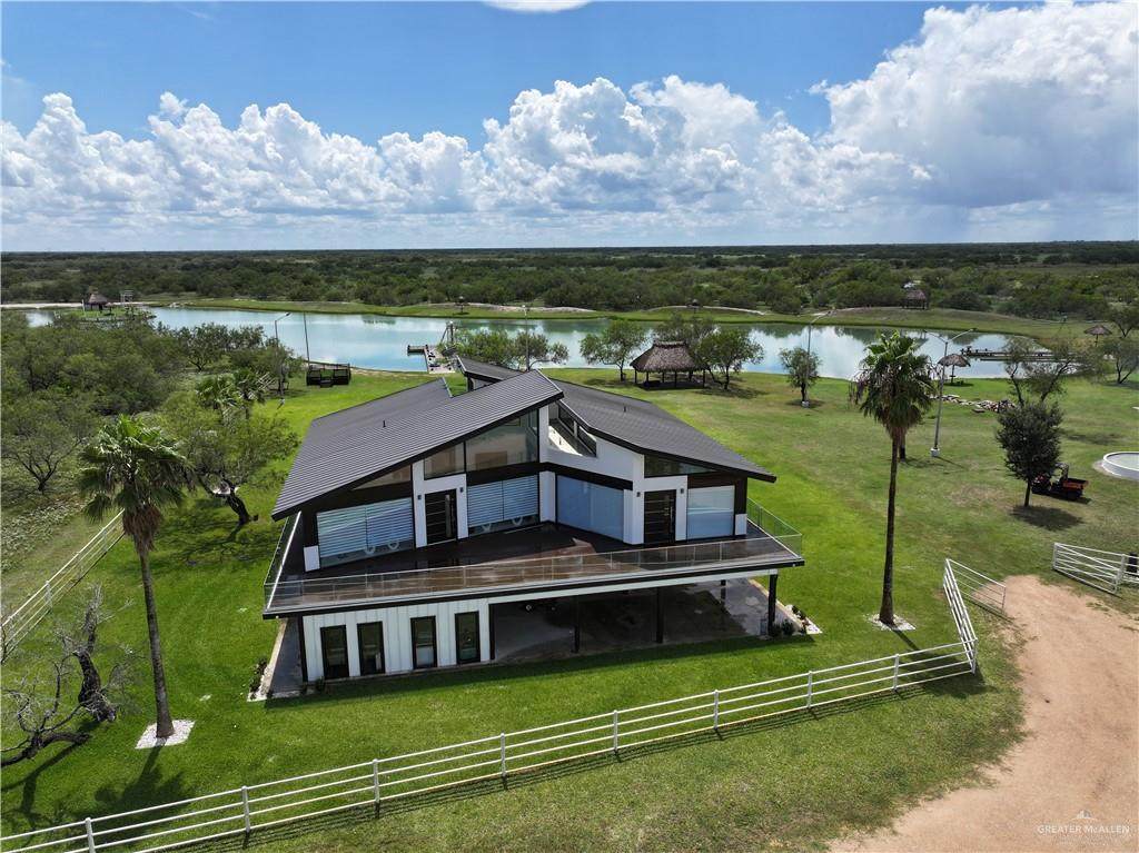 600 Cr 305 - Photo 1