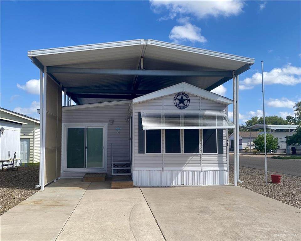 1523 Daytona - Photo 1