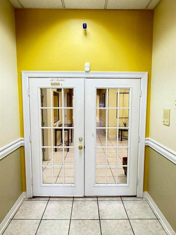 1822 Griffin - Photo 1