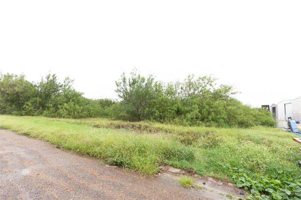 000 Industrial - Photo 1