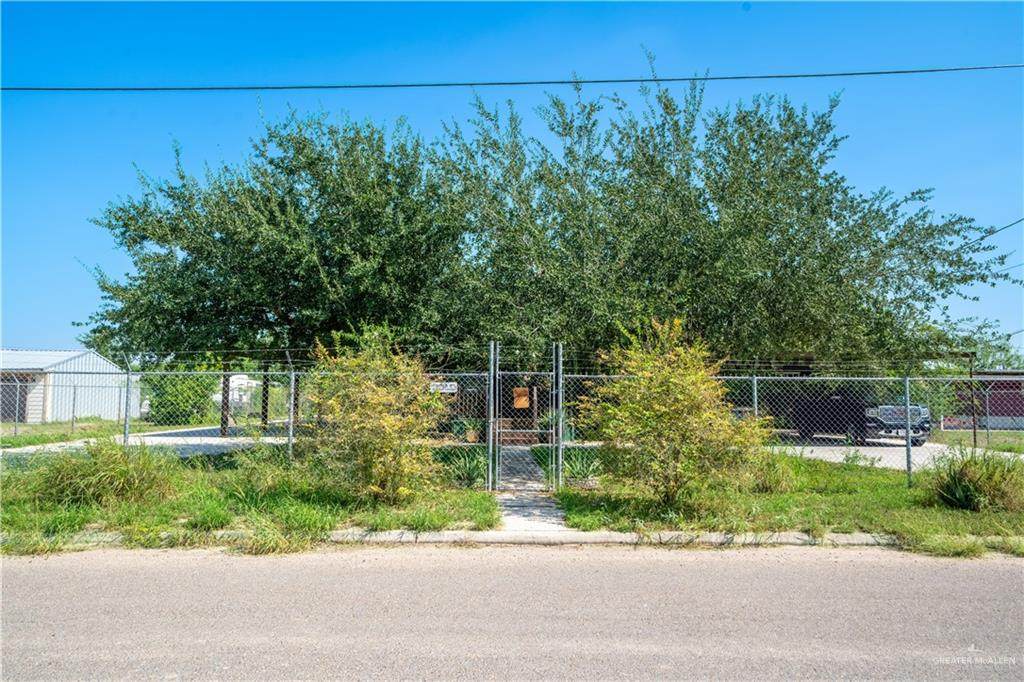 6316 Robert Michaels - Photo 1