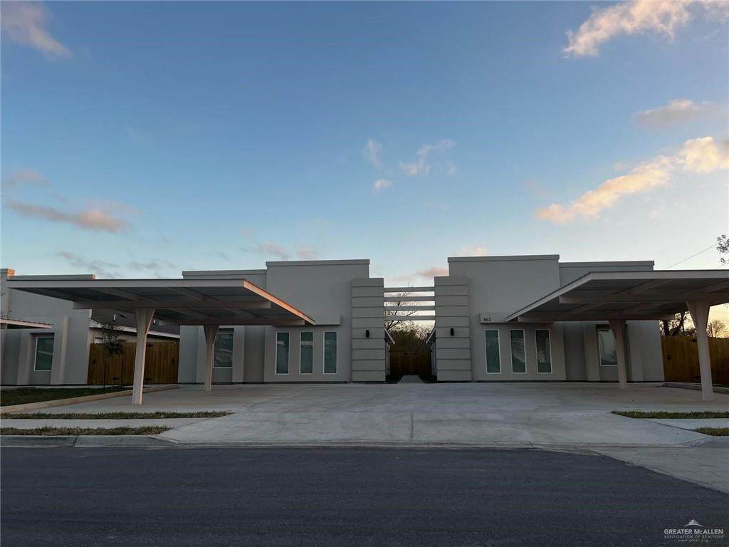 807 Starr - Photo 1