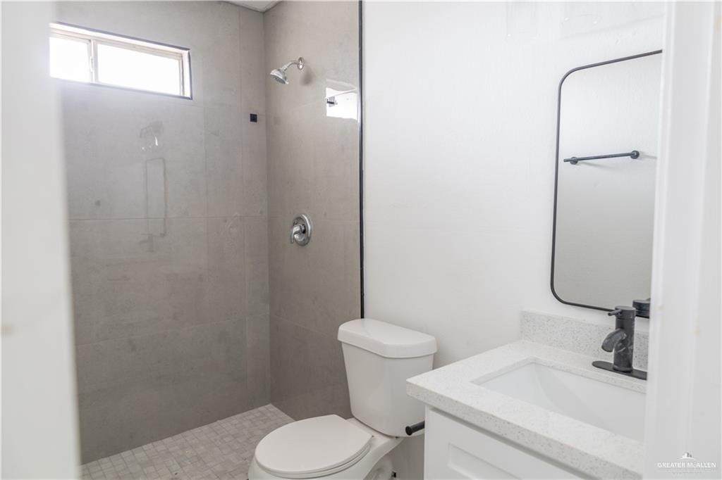 https://bt-photos.global.ssl.fastly.net/mcallen/orig_boomver_1_485728-2.jpg