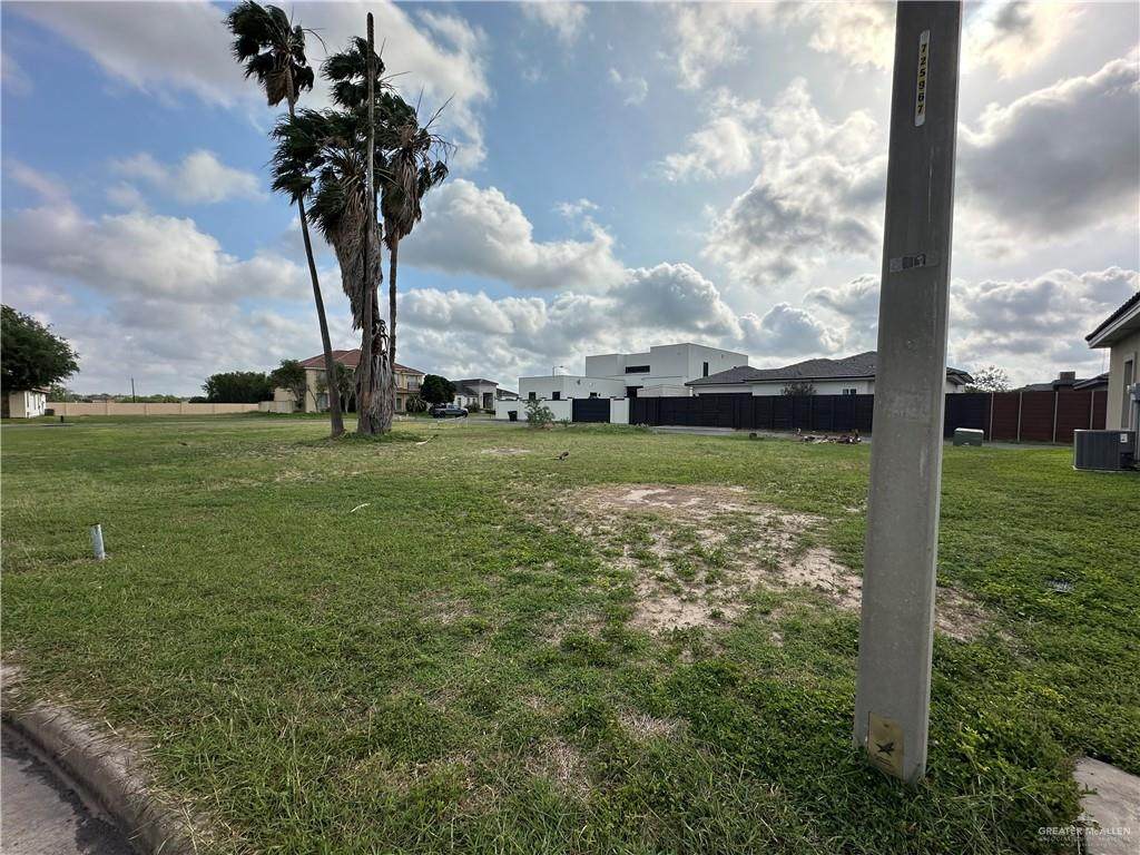 https://bt-photos.global.ssl.fastly.net/mcallen/orig_boomver_1_485777-2.jpg