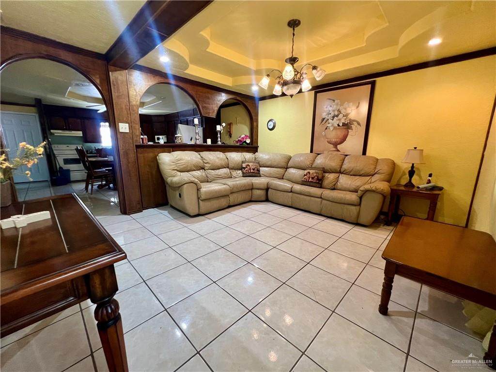 https://bt-photos.global.ssl.fastly.net/mcallen/orig_boomver_1_486305-2.jpg