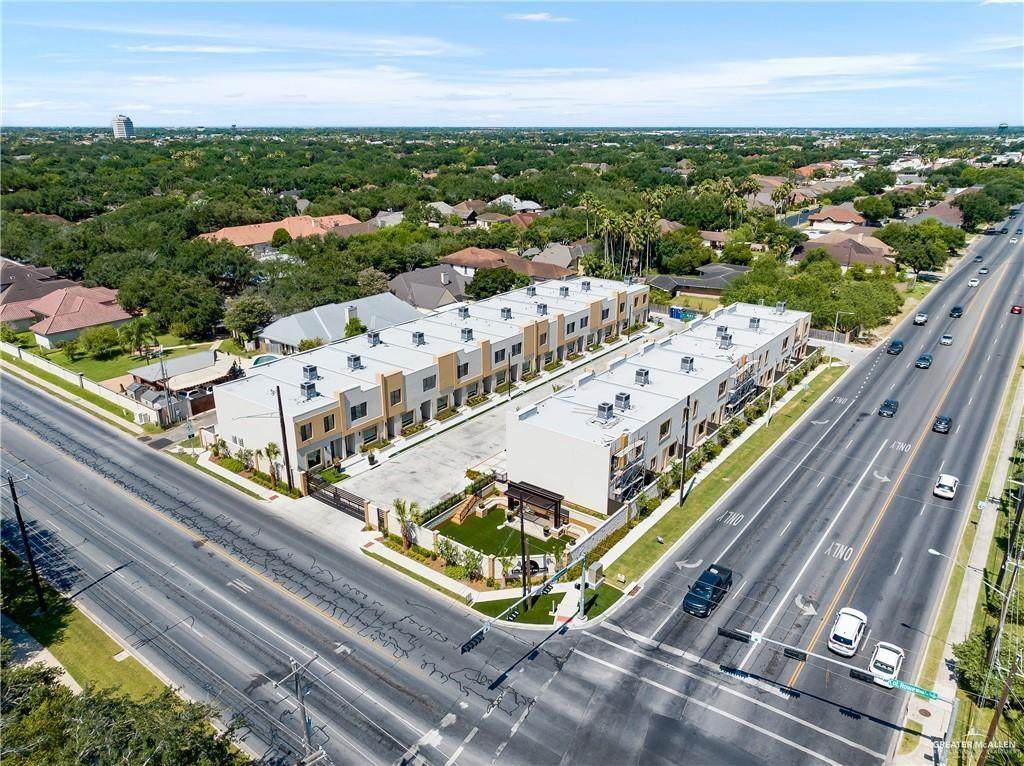 https://bt-photos.global.ssl.fastly.net/mcallen/orig_boomver_1_488199-2.jpg