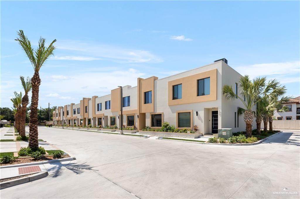 https://bt-photos.global.ssl.fastly.net/mcallen/orig_boomver_1_488254-2.jpg