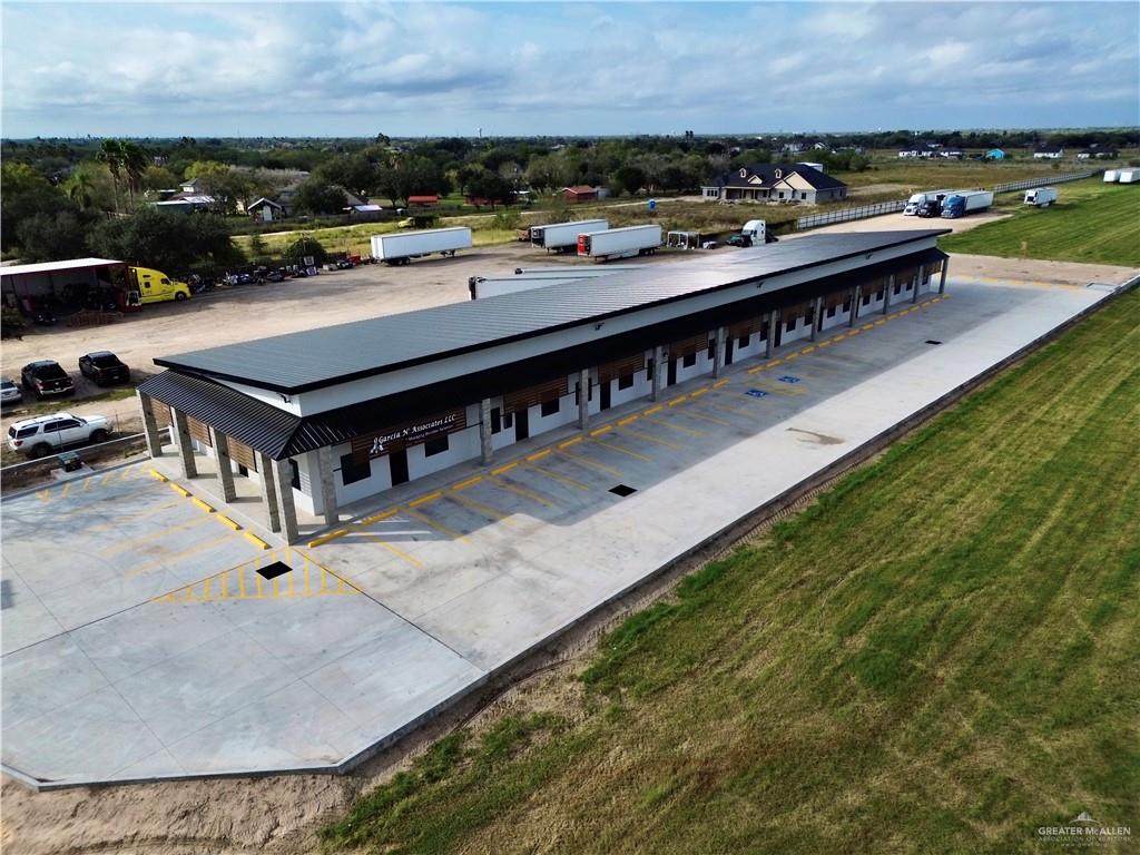 5467 Alamo - Photo 1