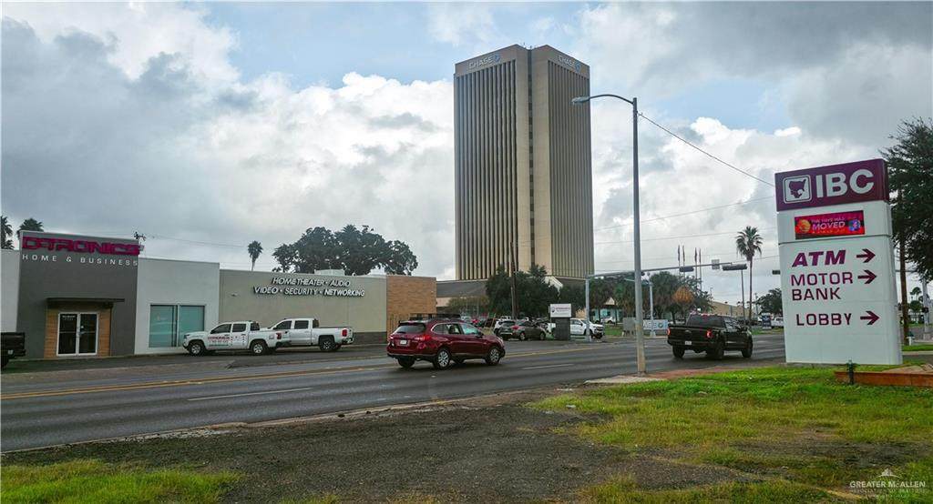 https://bt-photos.global.ssl.fastly.net/mcallen/orig_boomver_1_490619-2.jpg