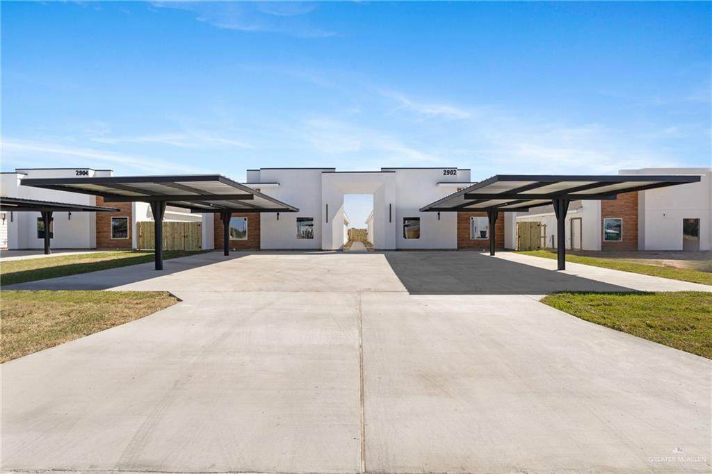 2900 Gabriel - Photo 1