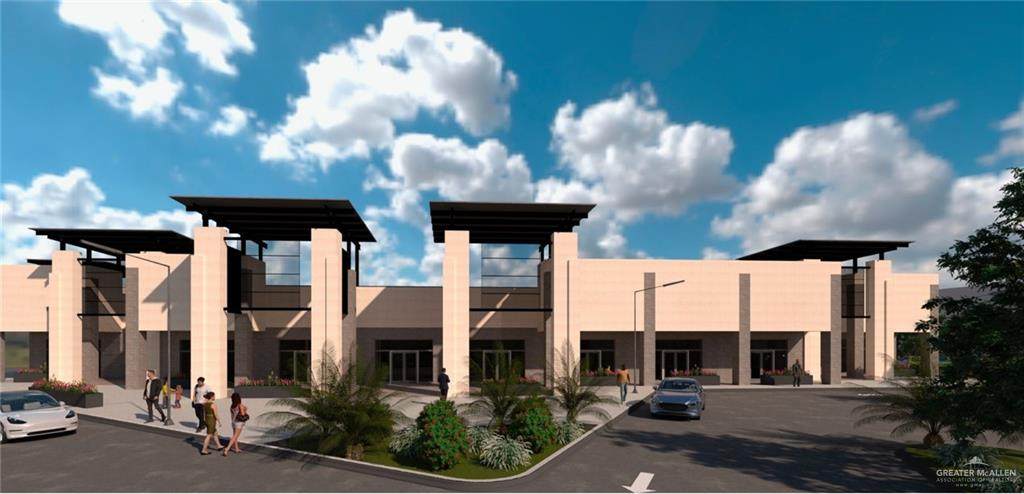 1 Raul Longoria - Photo 1