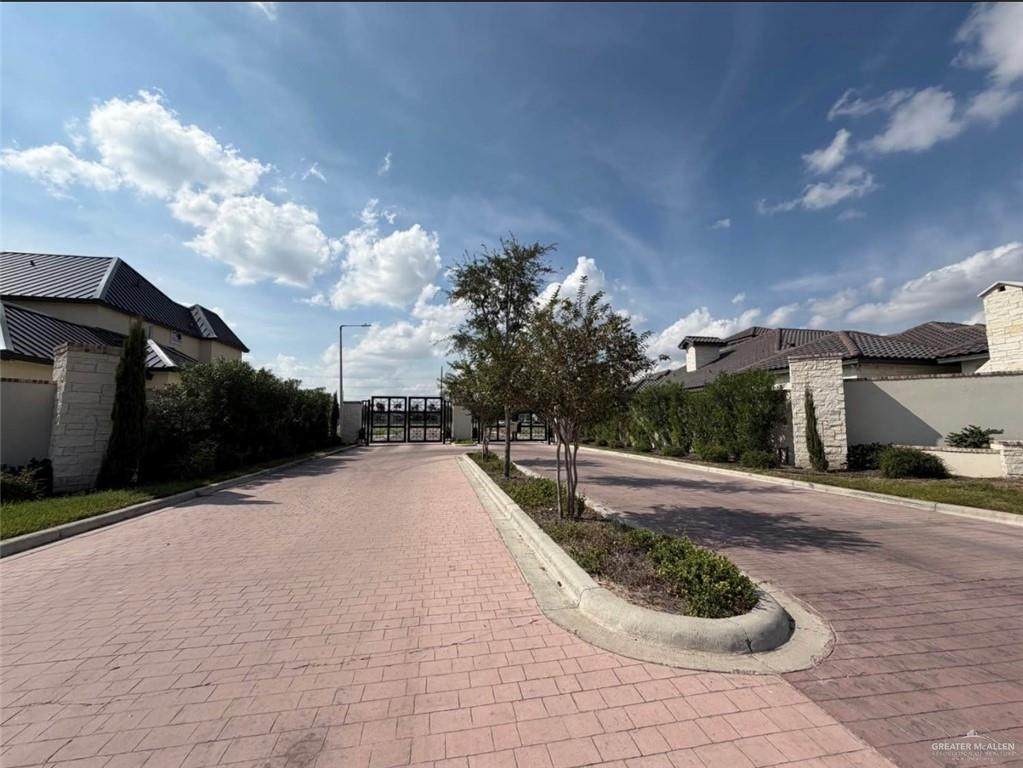 https://bt-photos.global.ssl.fastly.net/mcallen/orig_boomver_1_491644-2.jpg