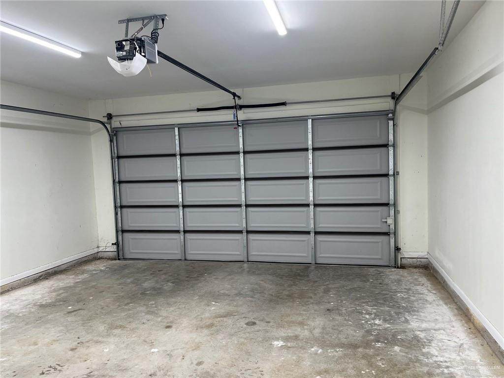 https://bt-photos.global.ssl.fastly.net/mcallen/orig_boomver_1_491749-2.jpg