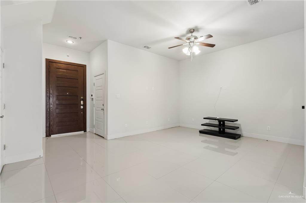 https://bt-photos.global.ssl.fastly.net/mcallen/orig_boomver_1_491863-2.jpg