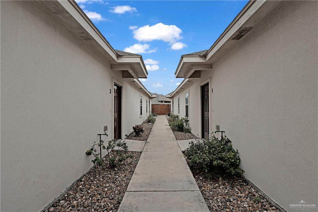 https://bt-photos.global.ssl.fastly.net/mcallen/orig_boomver_1_491963-2.jpg