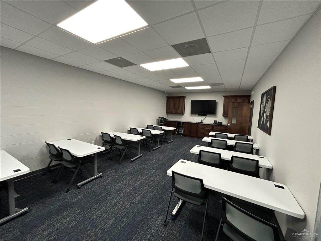 https://bt-photos.global.ssl.fastly.net/mcallen/orig_boomver_1_492008-2.jpg